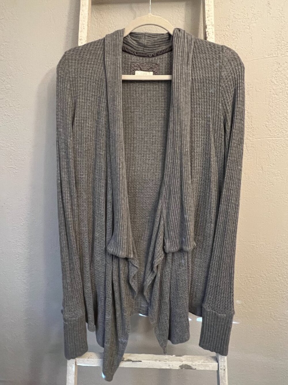 Cupio Blush Womens Gray Waffle Knit Waterfall Cardigan Small Open Front